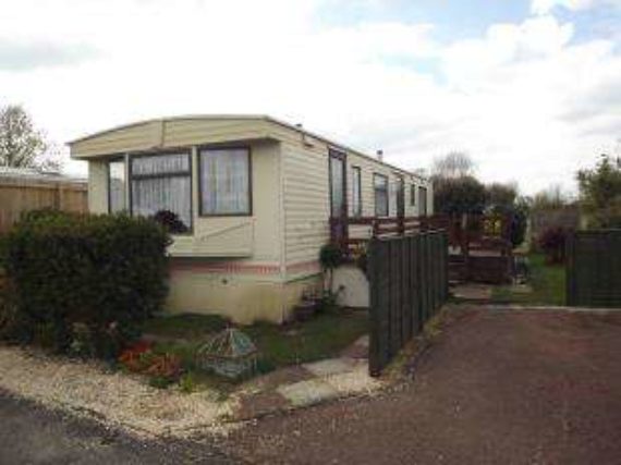 2&nbsp;Bedroom&nbsp;Detached